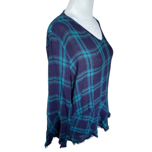 Nine West plaid blouse with trim detailing - Picture 2 of 4